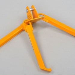 Vertically Operated 3-Prong Drum Lifter DLS360